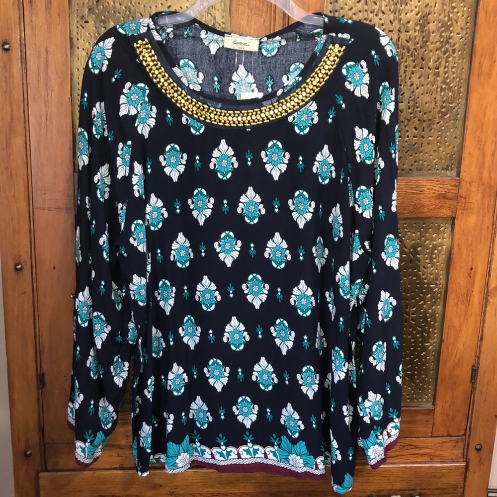 Flattering Blouse!!